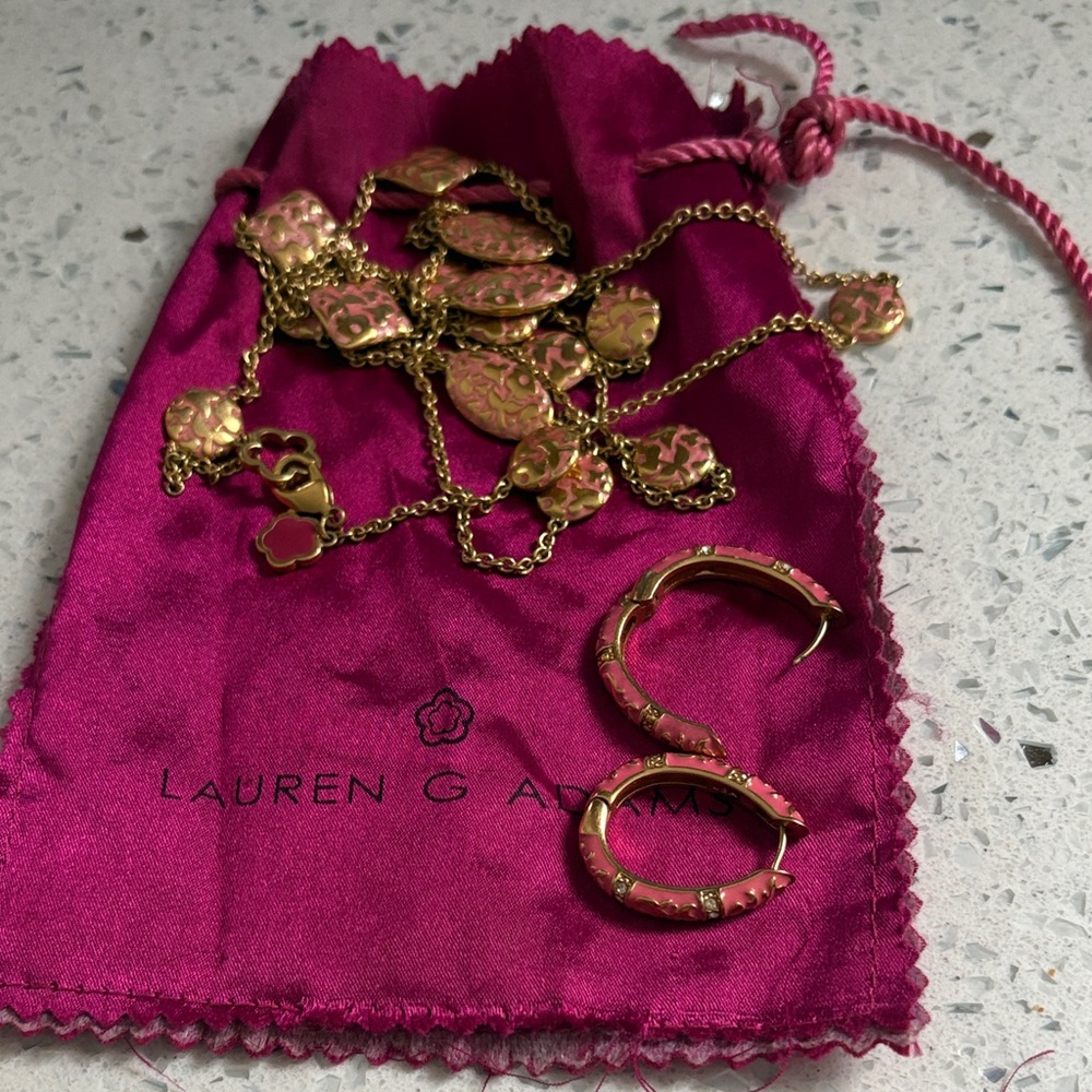 Designer Lauren G Adams necklace & earrings set with pouch
